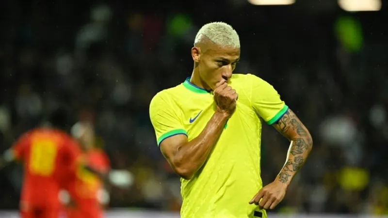 Richarlison: 'Tôi đã ở đáy vực thẳm; chuyên gia tâm lý đã cứu mạng tôi'