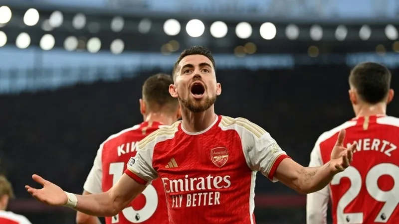 Jorginho muốn gắn bó với Arsenal lâu hơn