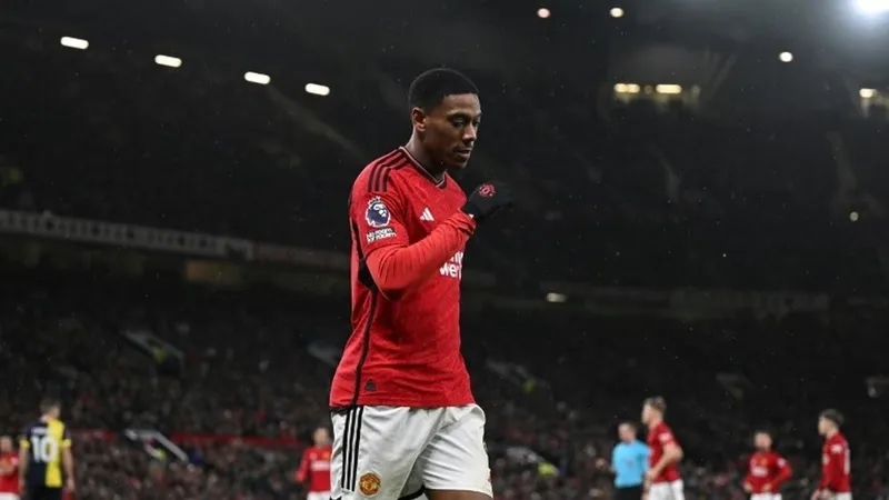 Anthony Martial rời CLB sau 9 năm gắn bó