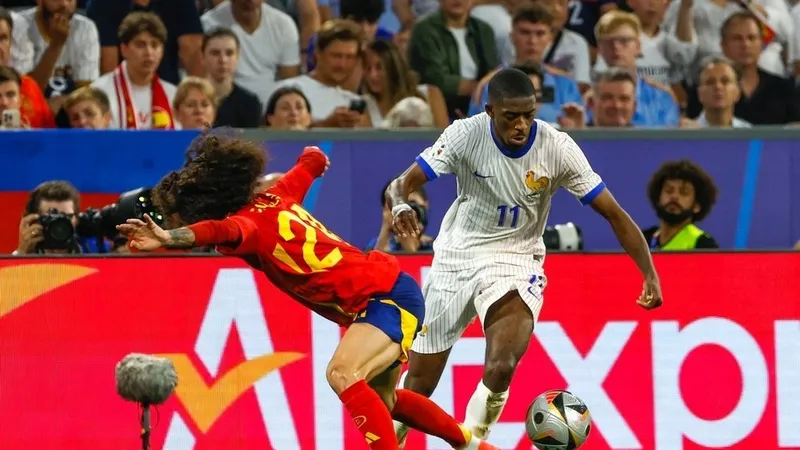 Ousmane Dembele chơi quá cá nhân ở EURO 2024
