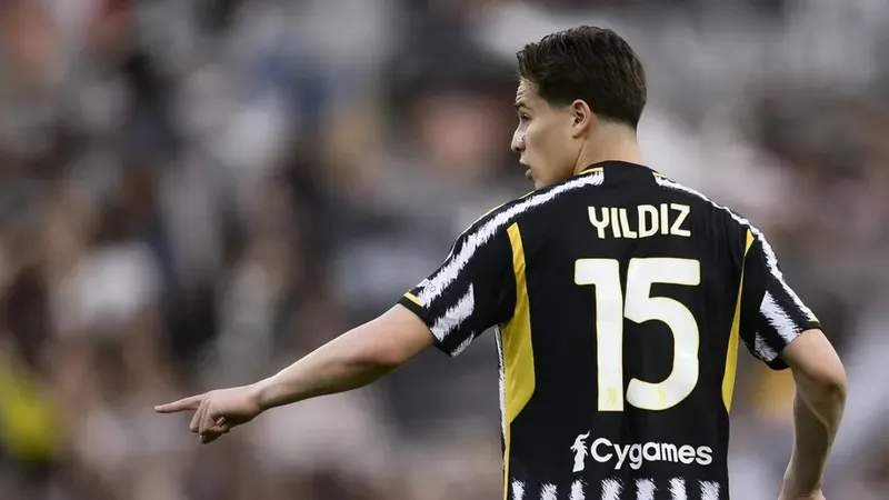 Kenan Yildiz sẽ mang áo số 10 Juventus