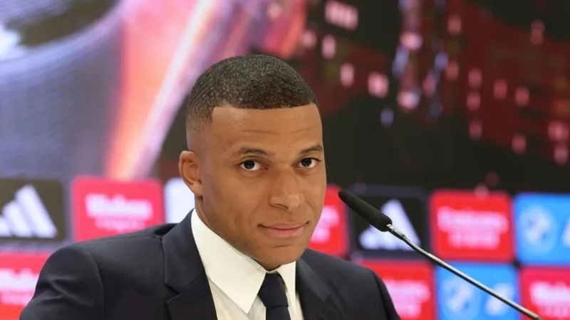 Kylian Mbappe bỏ tiền ra mua CLB giải hạng nhì Pháp, Caen