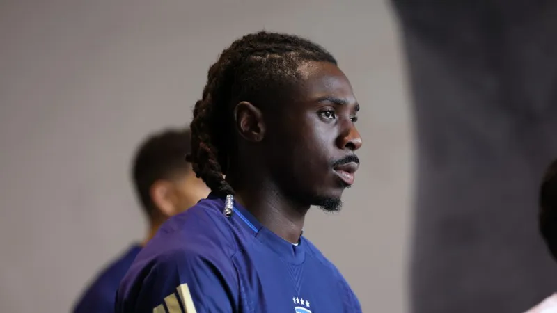 Moise Kean trở lại tuyển Italia sau 10 tháng vắng mặt