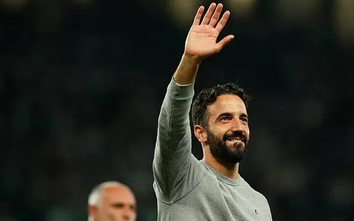 Ruben Amorim không hứa hẹn sao chép lối chơi của Sporting ở Man United