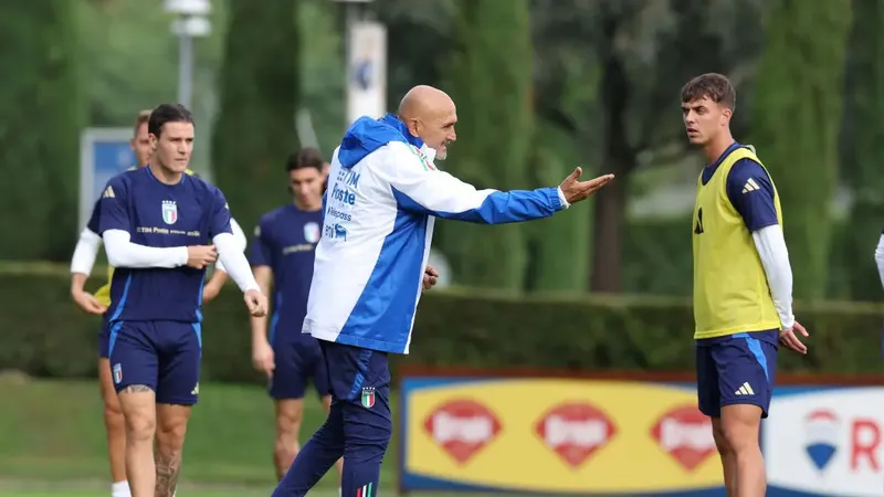 HLV Luciano Spalletti chuẩn bị đấu pháp chống Lukalu