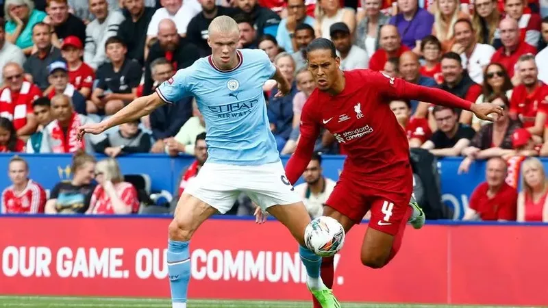 Erling Haaland sẽ quyết chiến với Liverpool của Van Dijk vào ngày 1-12