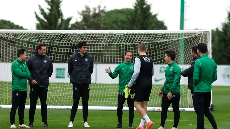 Joao Pereira trên sân tập Sporting
