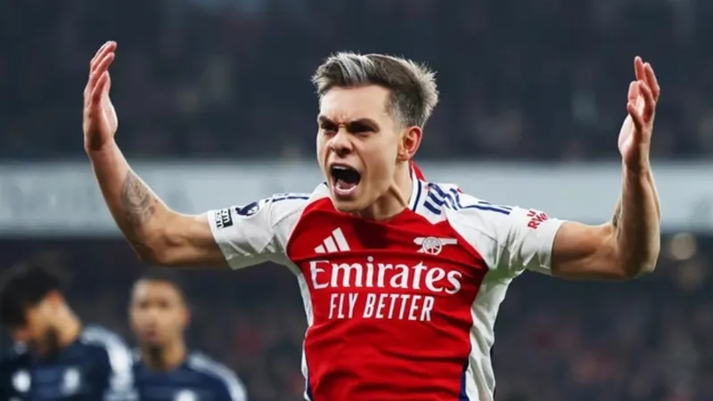 Leandro Trossard có lần ra sân thứ 100 cho Arsenal