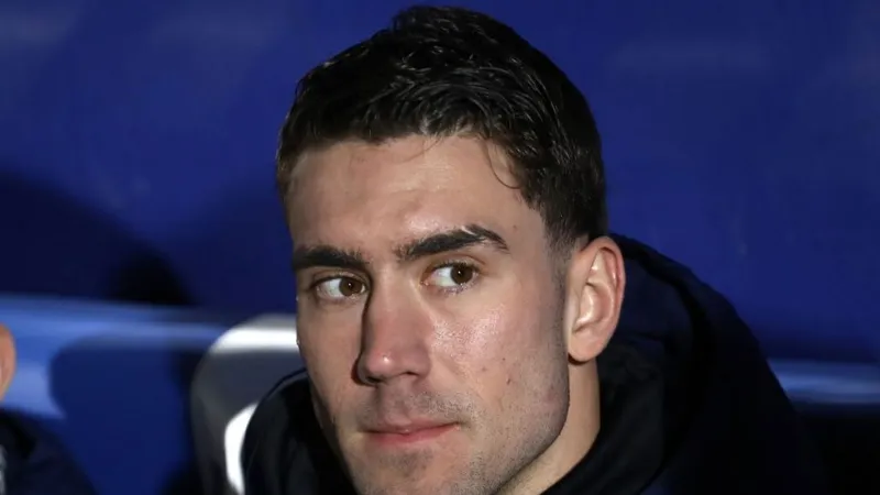 Dusan Vlahovic bắt đầu trận đấu từ băng dự bị Juventus