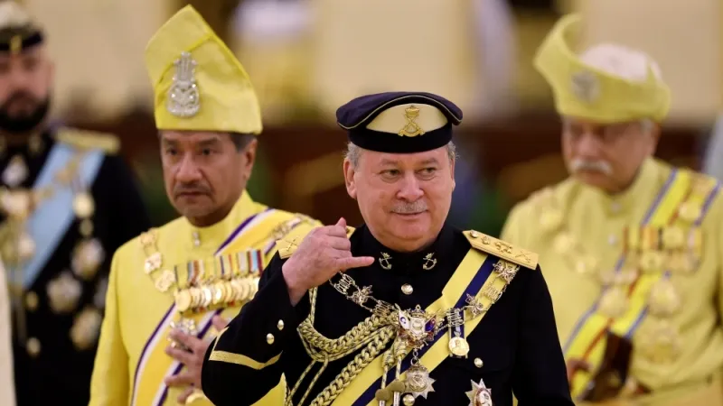 Quốc vương Sultan Ibrahim tuyên thệ nhậm chức. Ảnh : BERNAMA