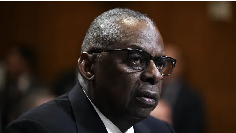 Bộ trưởng Quốc phòng Mỹ Lloyd Austin. Ảnh: New York Times