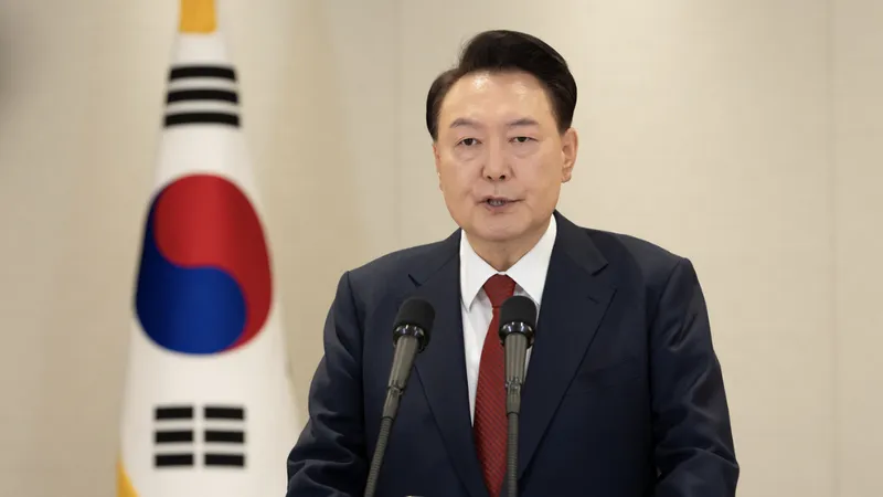 Tổng thống bị đình chỉ Yoon Suk Yeol. Ảnh: Presidential Office