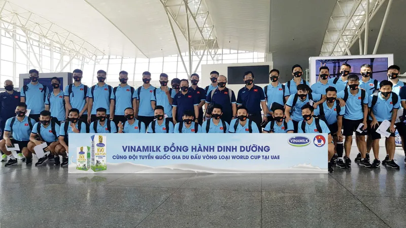 2.500 sản phẩm sữa của Vinamilk bổ sung dinh dưỡng cho Đội tuyển bóng đá quốc gia 