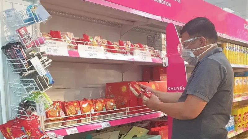 Saigon Co.op tiếp tục giảm giá hàng hóa, giải cứu nông sản và hỗ trợ vật tư y tế 