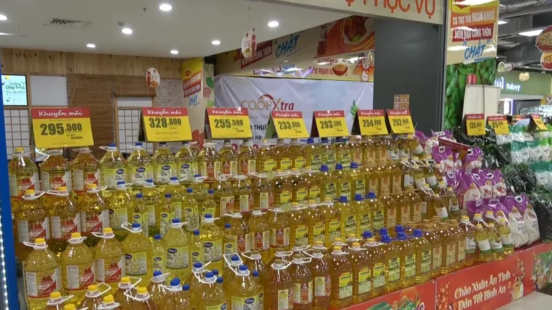 Giảm giá hơn 2.000 sản phẩm thiết yếu để chia sẻ với người tiêu dùng