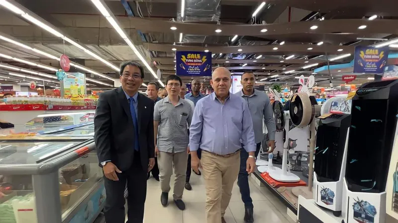 Đoàn đại biểu cấp cao Cuba thăm và làm việc tại Saigon Co.op