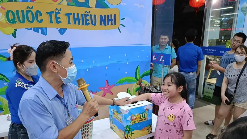 Hơn 800 điểm bán của Saigon Co.op chuẩn bị nhiều hoạt động vui chơi cho trẻ em nhân ngày 1-6