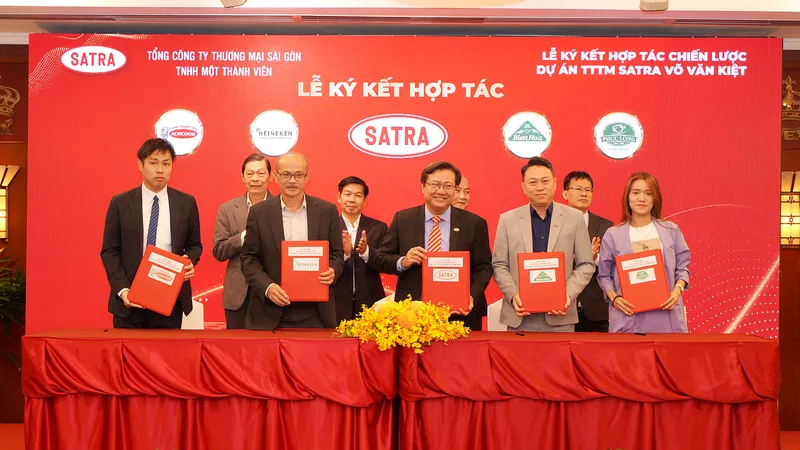 SATRA ký kết hợp tác chiến lược với đối tác là thương hiệu lớn đầu tư vào TTTM Võ Văn Kiệt