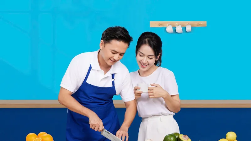 Cặp đôi nghệ sĩ Tú Vi và Văn Anh là đại sứ thương hiệu đồng hành cùng chương trình