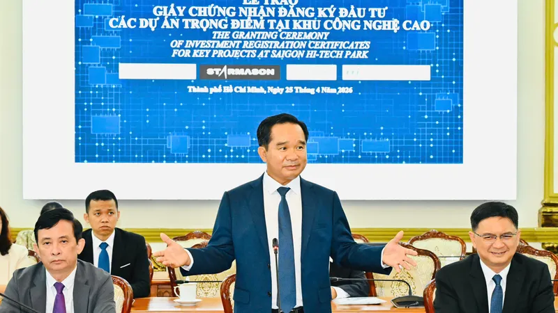 TPHCM trao chứng nhận đầu tư cho 4 dự án công nghệ cao, tổng vốn hơn 1,23 tỷ USD 