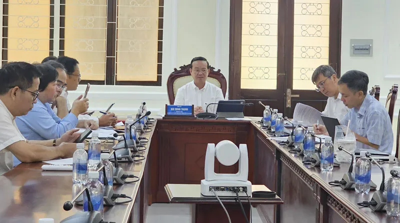 Phó Chủ tịch UBND TPHCM Bùi Minh Thạnh phát biểu tại cuộc họp