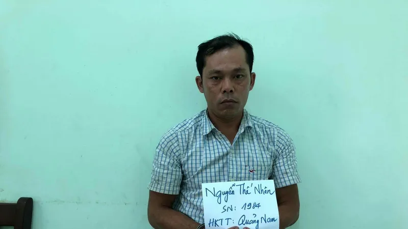 Đối tượng tại cơ quan công an