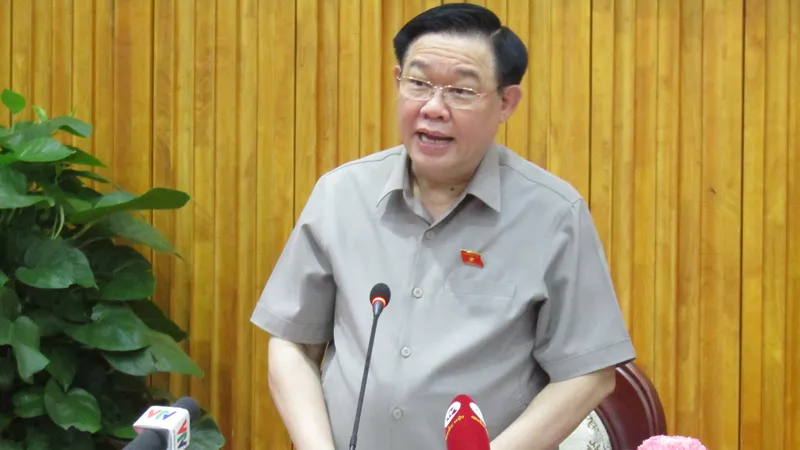 Chủ tịch Quốc hội Vương Đình Huệ làm việc với lãnh đạo chủ chốt tỉnh Tây Ninh