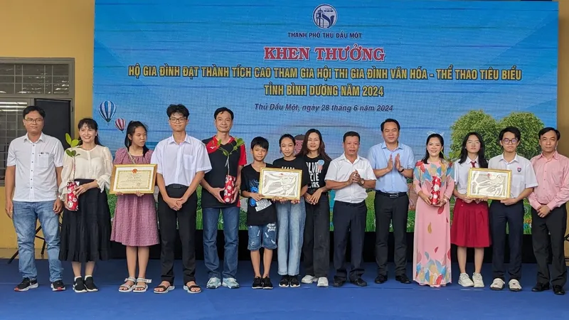 TP Thủ Dầu Một (Bình Dương): Ấm áp Ngày hội gia đình Việt Nam