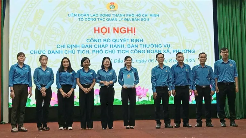 Kiện toàn tổ chức nhân sự công đoàn các xã, phường