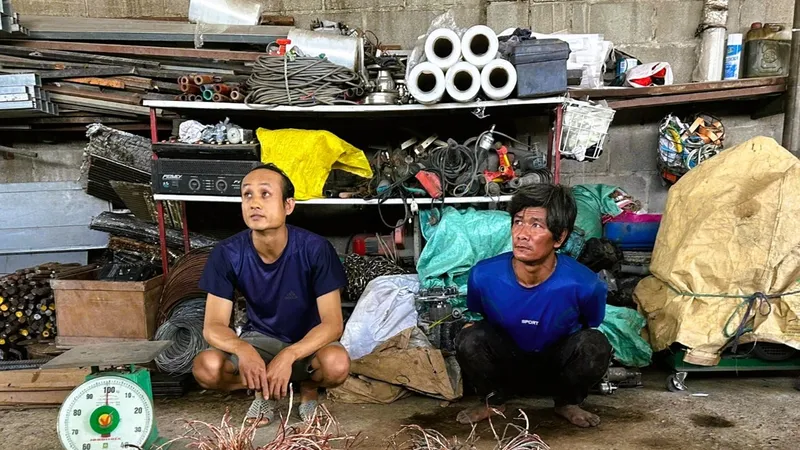 Đồng Nai: Bắt nhóm đối tượng cắt trộm dây điện trên đường cao tốc