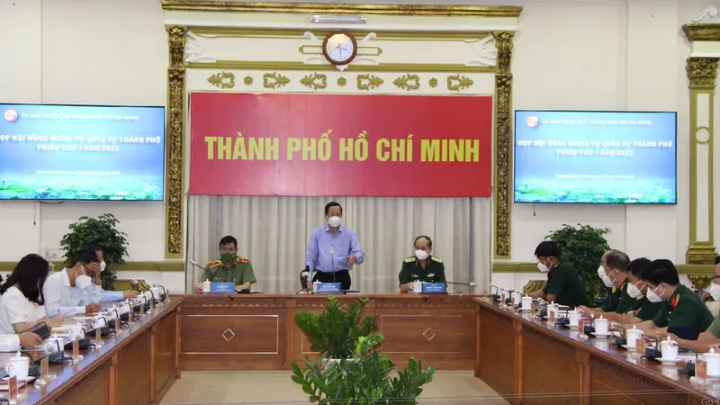 Chủ tịch UBND TPHCM Phan Văn Mãi chủ trì phiên họp. Ảnh: TRẦN YÊN