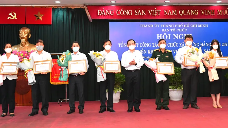 TPHCM tăng cường cán bộ trẻ về cơ sở