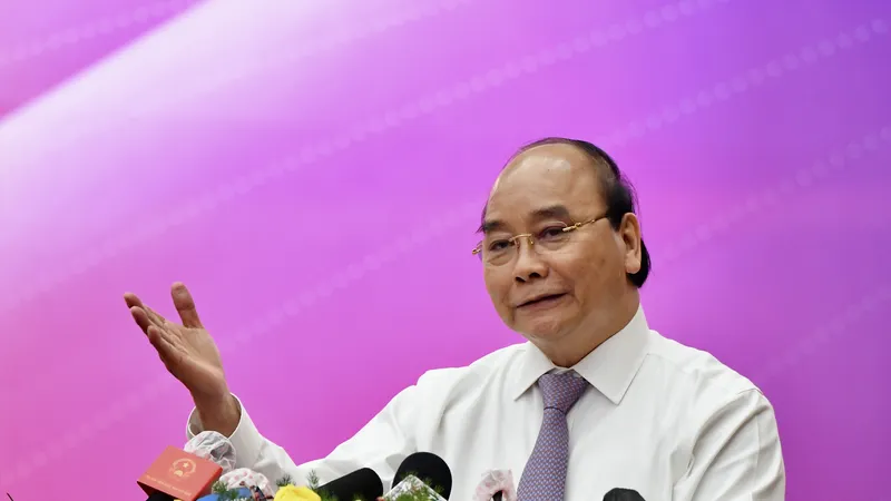 Chủ tịch nước Nguyễn Xuân Phúc: Thu hút đầu tư, tạo công ăn việc làm và giá trị bền vững cho huyện Hóc Môn, Củ Chi