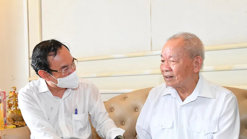 Anh hùng lực lượng vũ trang kể chuyện đền ơn đáp nghĩa 