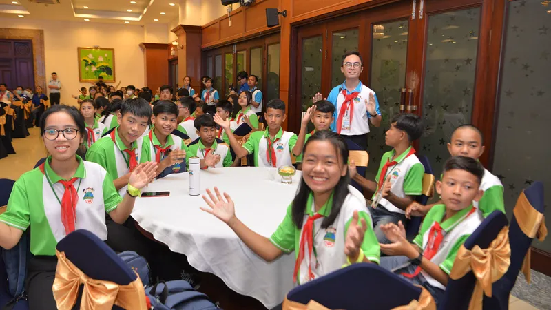Các em thiếu nhi tại liên hoan. Ảnh: CAO THĂNG