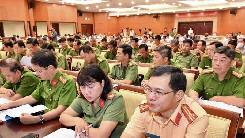 Xây dựng lực lượng công an nhân dân trong sạch, vững mạnh