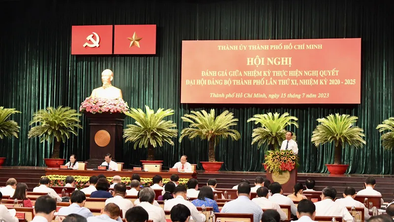 Bí thư Thành ủy TPHCM Nguyễn Văn Nên: Quyết liệt tạo chuyển biến đột phá, thúc đẩy thành phố phát triển nhanh, bền vững