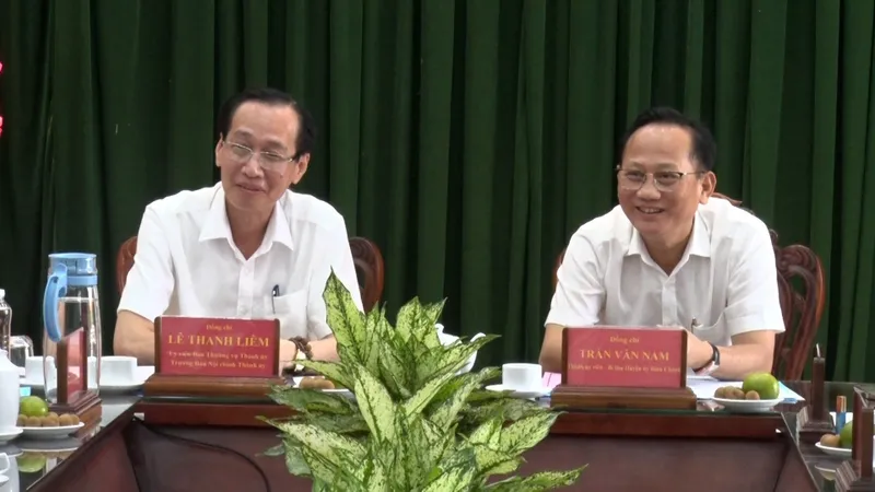 Trưởng Ban Nội chính Thành ủy TPHCM kiểm tra công tác phòng chống tham nhũng tại huyện Bình Chánh
