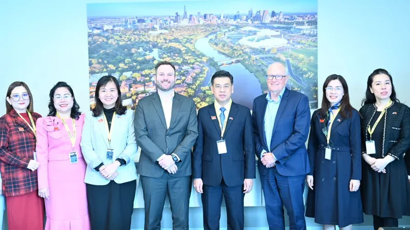 Đoàn đại biểu HĐND TPHCM tìm hiểu chính sách thu hút đầu tư của Australia
