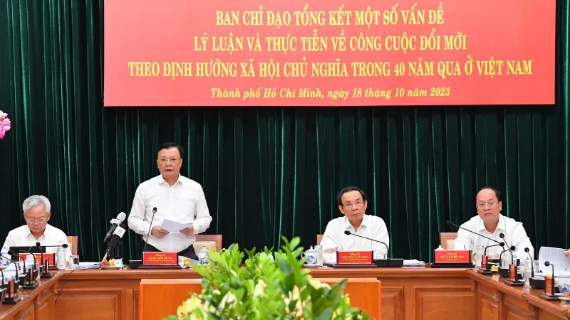 Phát huy vai trò động lực, đầu tàu của TPHCM trong phát triển đất nước