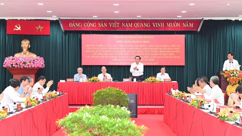 Gắn công tác phòng chống tham nhũng, tiêu cực với cơ chế khuyến khích, bảo vệ cán bộ năng động, sáng tạo