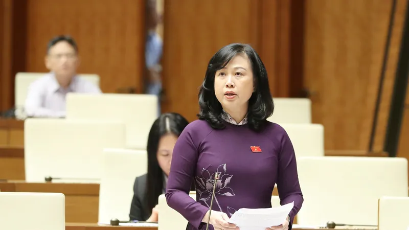 Để giảm tiền túi của người dân, cần chuyển đổi mô hình chăm sóc bệnh tật một cách bền vững
