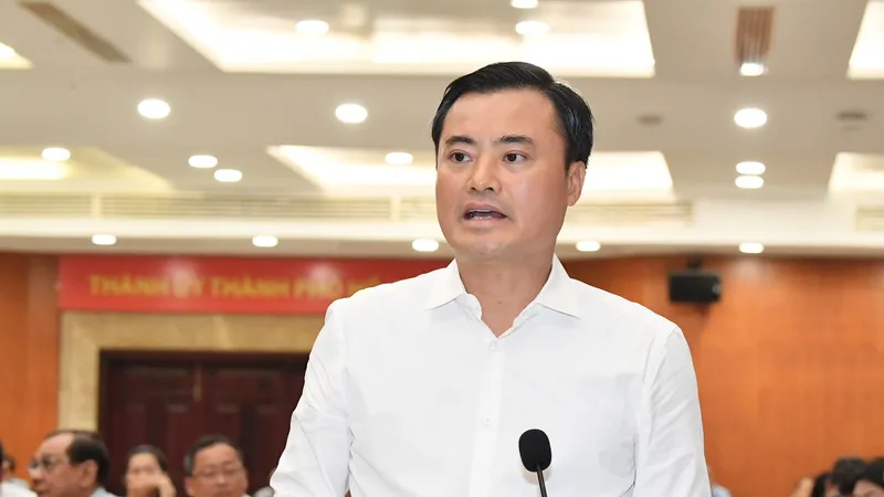 Đại biểu lo lắng phát triển nhà ở xã hội khó đạt mục tiêu, lãnh đạo UBND TPHCM nói gì?