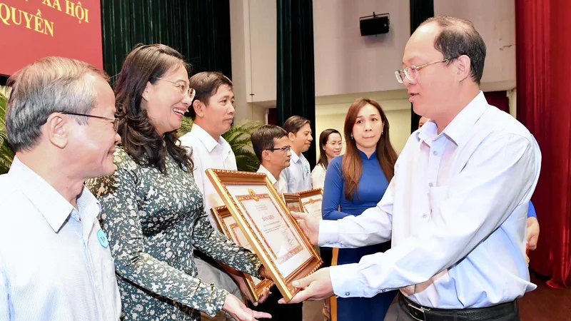 TPHCM nghiên cứu quy trình người dân tham gia, quyết định vấn đề quan trọng của thành phố