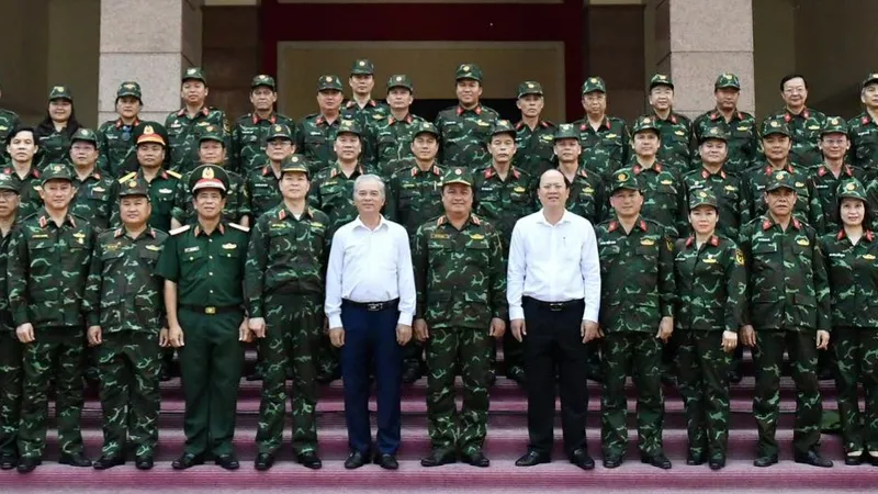 Lãnh đạo TPHCM tiếp đoàn công tác Học viện Quốc phòng