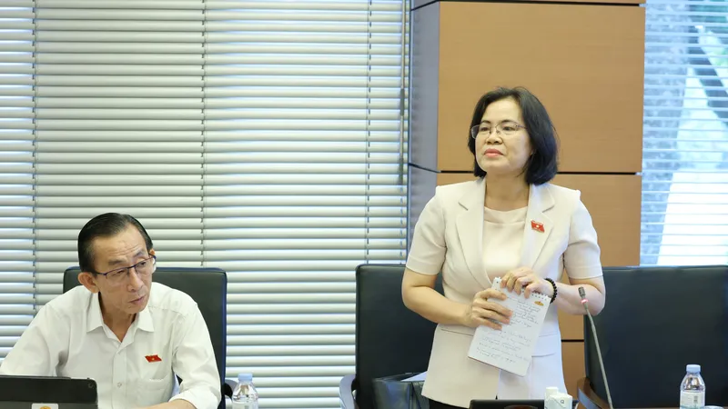 Đề xuất chỉ nên thí điểm công chứng điện tử ở một số địa phương