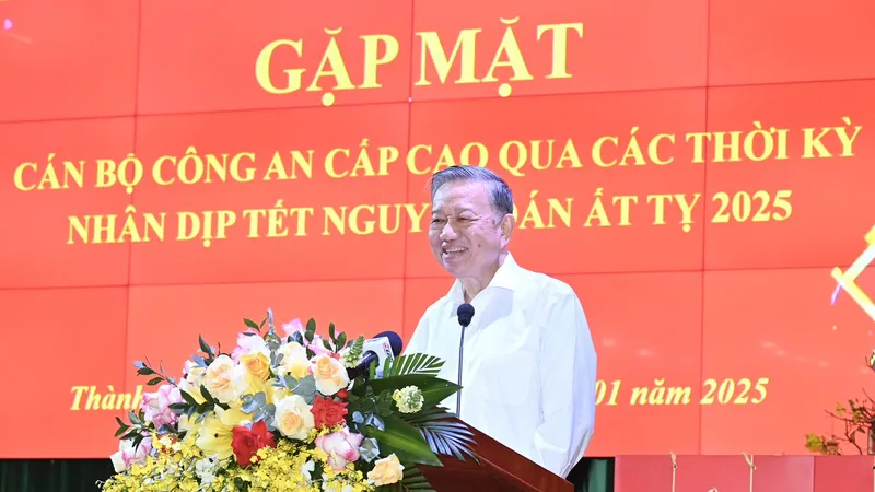 Tổng Bí thư Tô Lâm: Lực lượng Công an nhân dân tiếp tục gương mẫu đi đầu