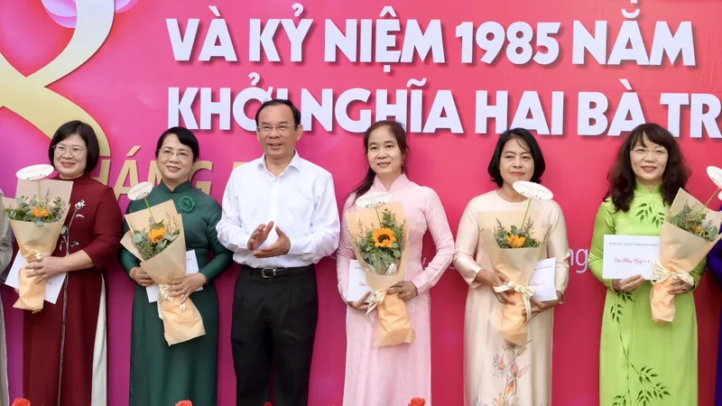Bí thư Thành ủy TPHCM Nguyễn Văn Nên: Đội ngũ cán bộ nữ thành phố tiếp tục phát huy truyền thống tốt đẹp của phụ nữ Việt Nam