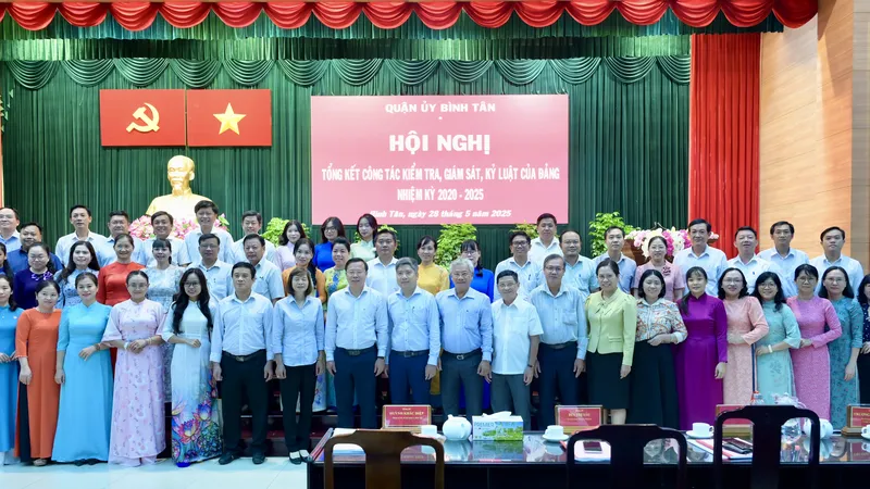 Đẩy mạnh ứng dụng công nghệ thông tin trong kiểm tra, giám sát