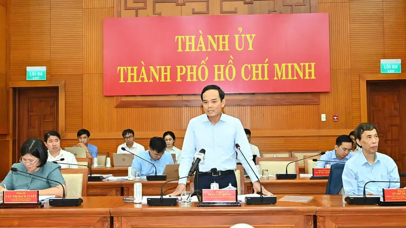 Bí thư Thành ủy TPHCM Trần Lưu Quang kết luận buổi làm việc